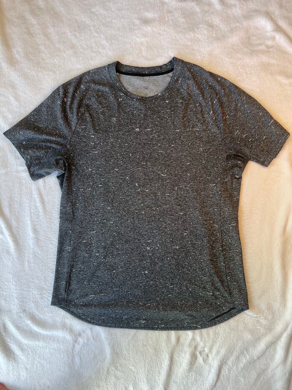 Lululemon Mens Metal Vent Tech T-Shirt Med Gray Heather Athletic Running Gym
